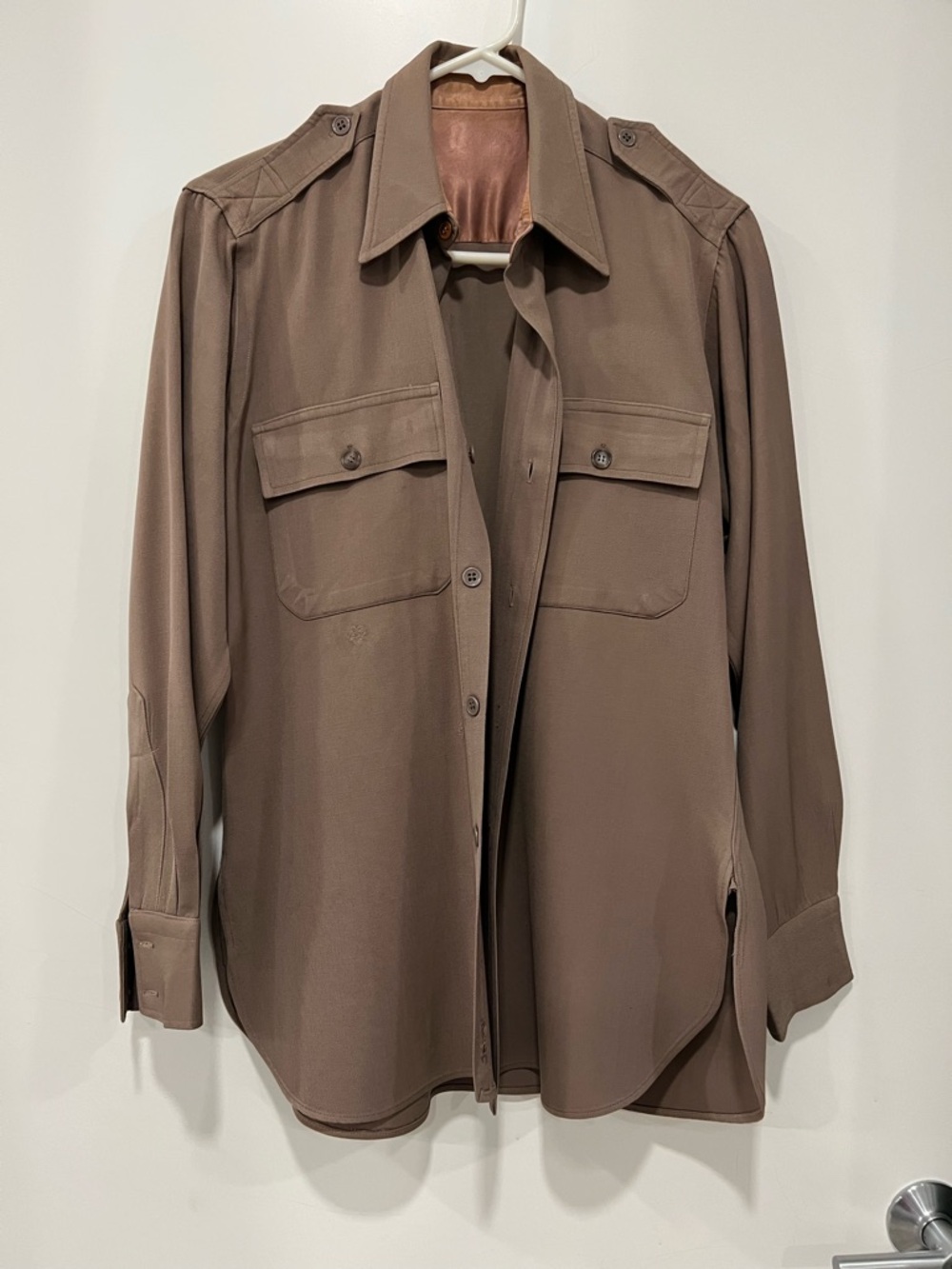 Men's Casual Button-Down Shirt in Taupe